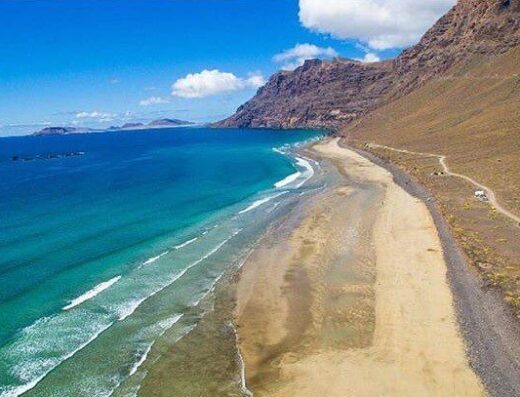 clases de surf lanzarote