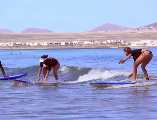 clases de surf lanzarote