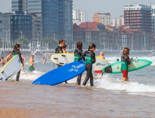 clases de surf lanzarote