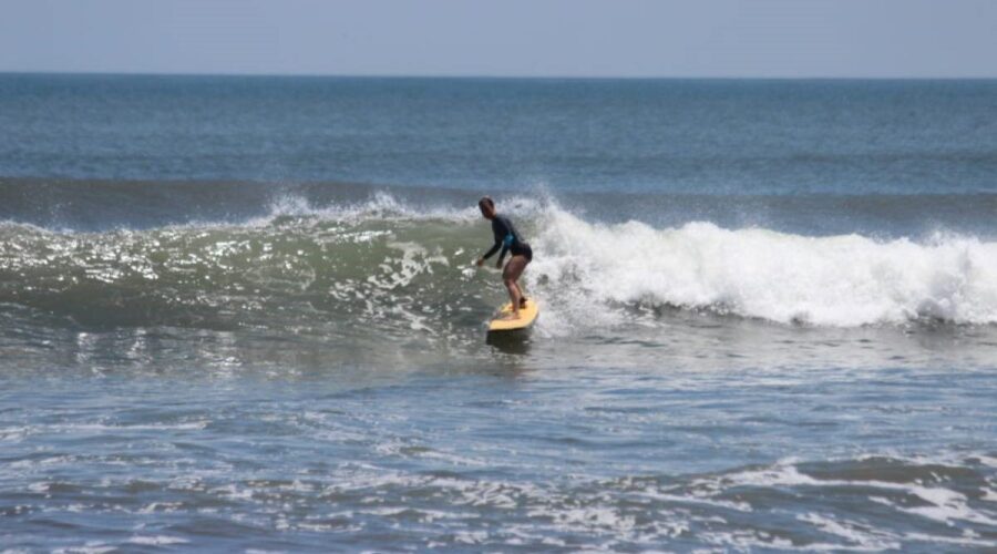 Descubre el Surf en Valencia: Experiencias Personalizadas para Todos los Niveles