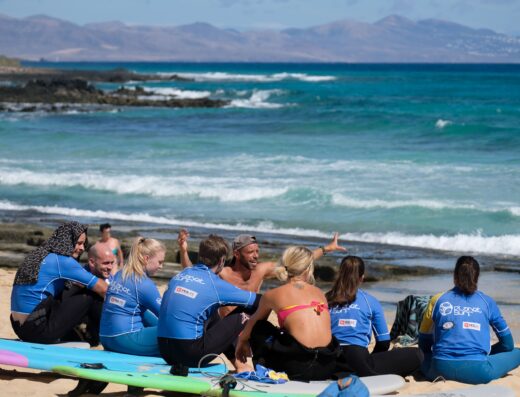 clases de surf en fuerteventura