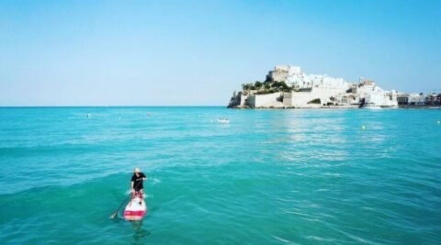 Descubre la Emoción del Paddle Surf en Peñíscola: La Guía Definitiva para una Experiencia Inolvidable