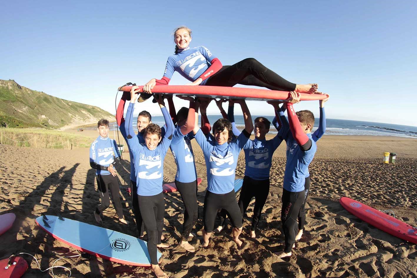 clases de surf sopelana