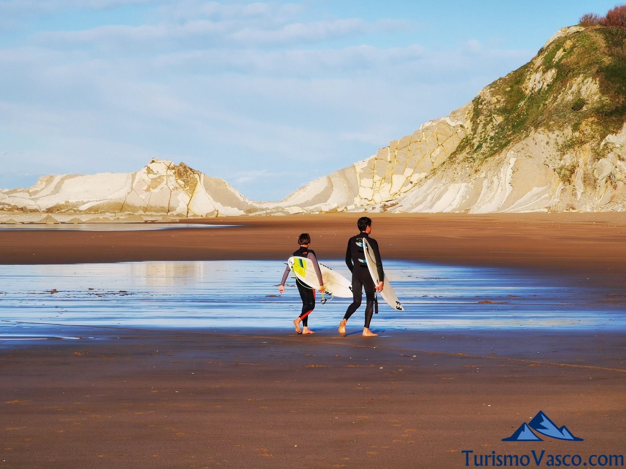 clases de surf sopelana