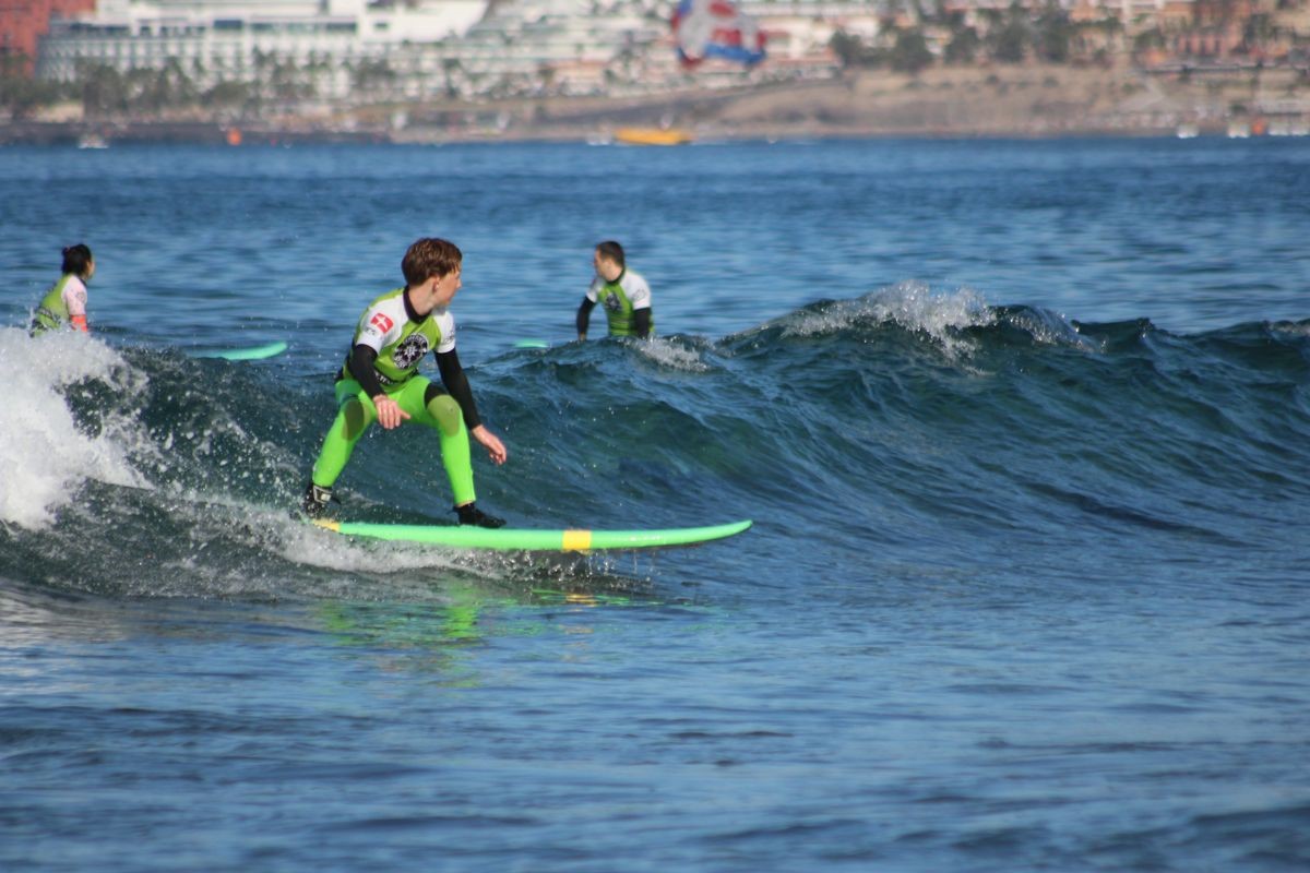 clases de surf tenerife