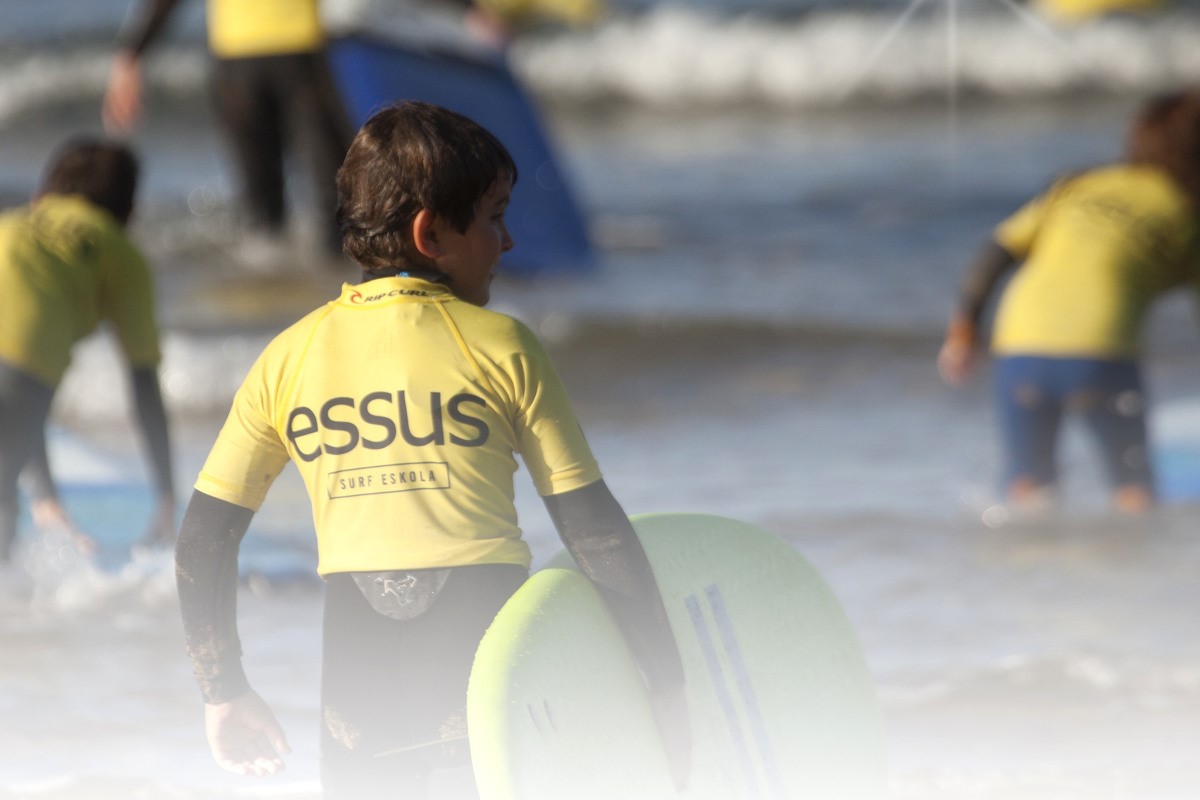 clases de surf pais vasco