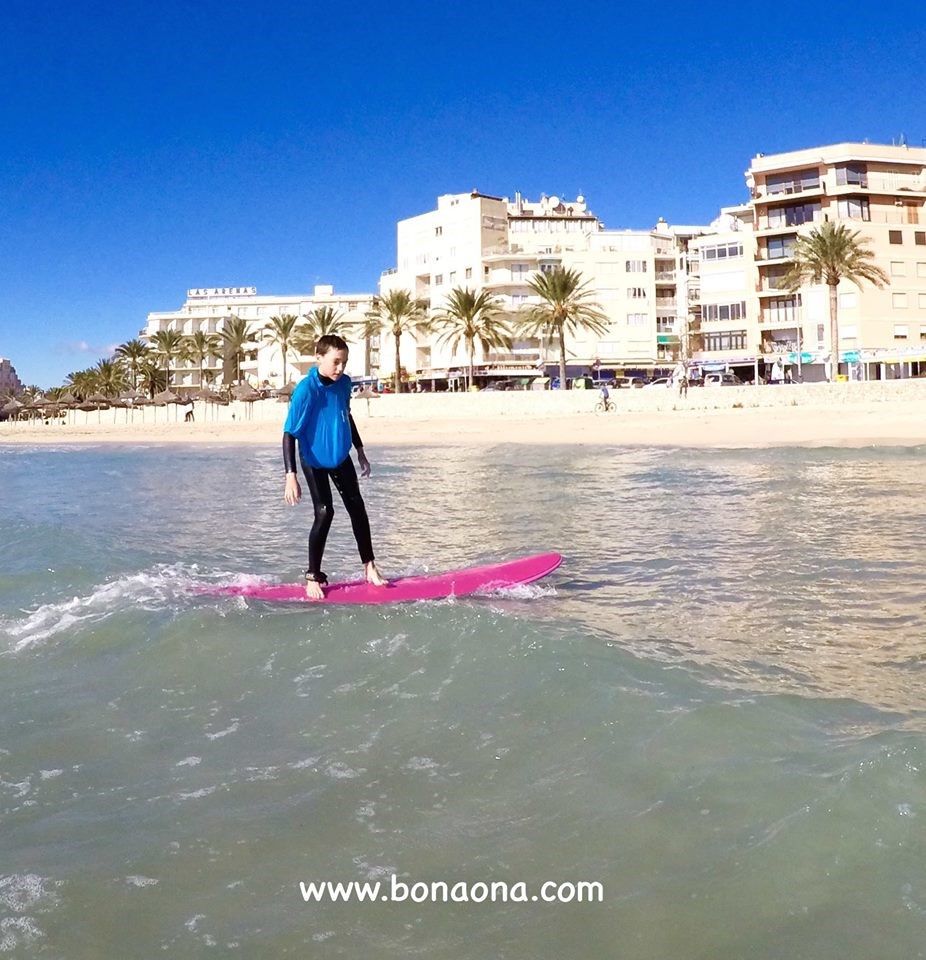 clases de surf mallorca