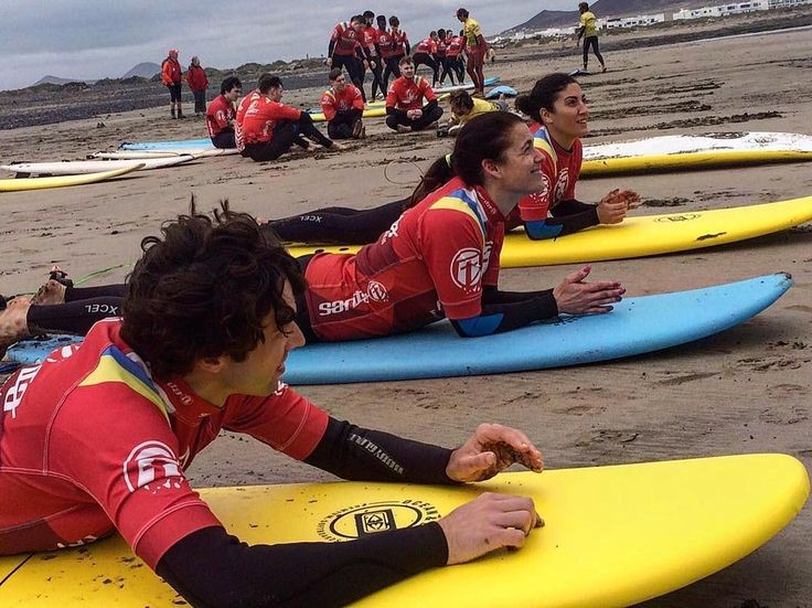 clases de surf lanzarote