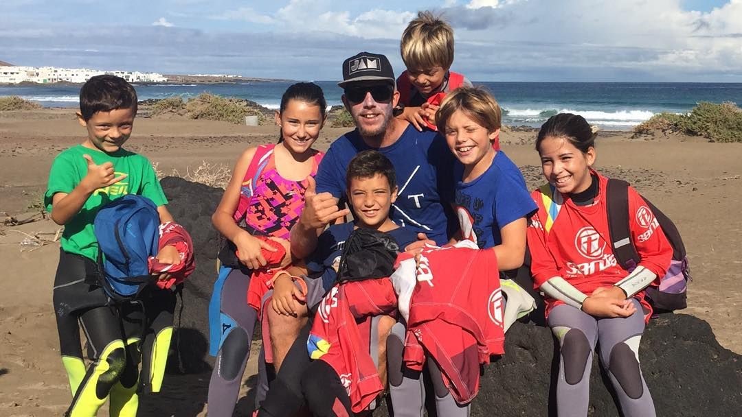 clases de surf lanzarote