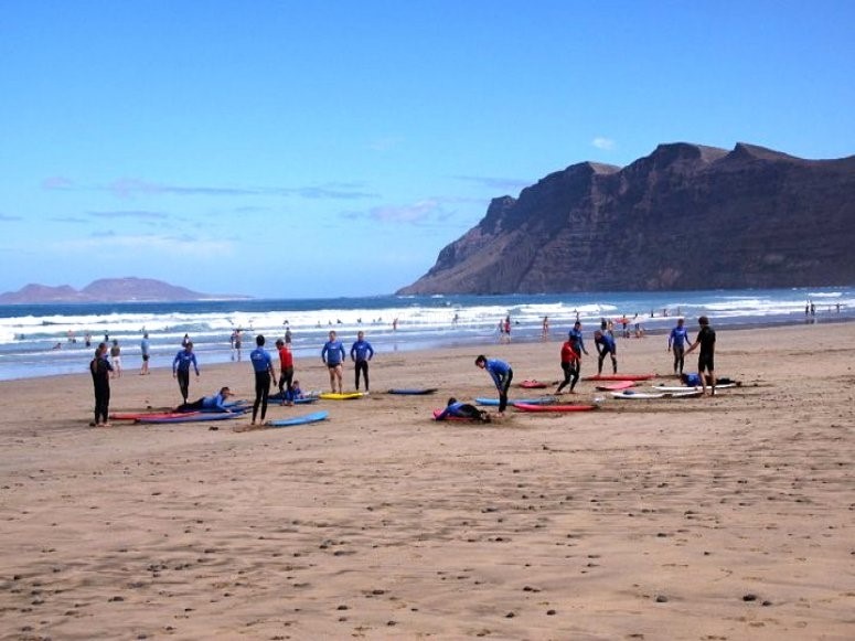 clases de surf lanzarote