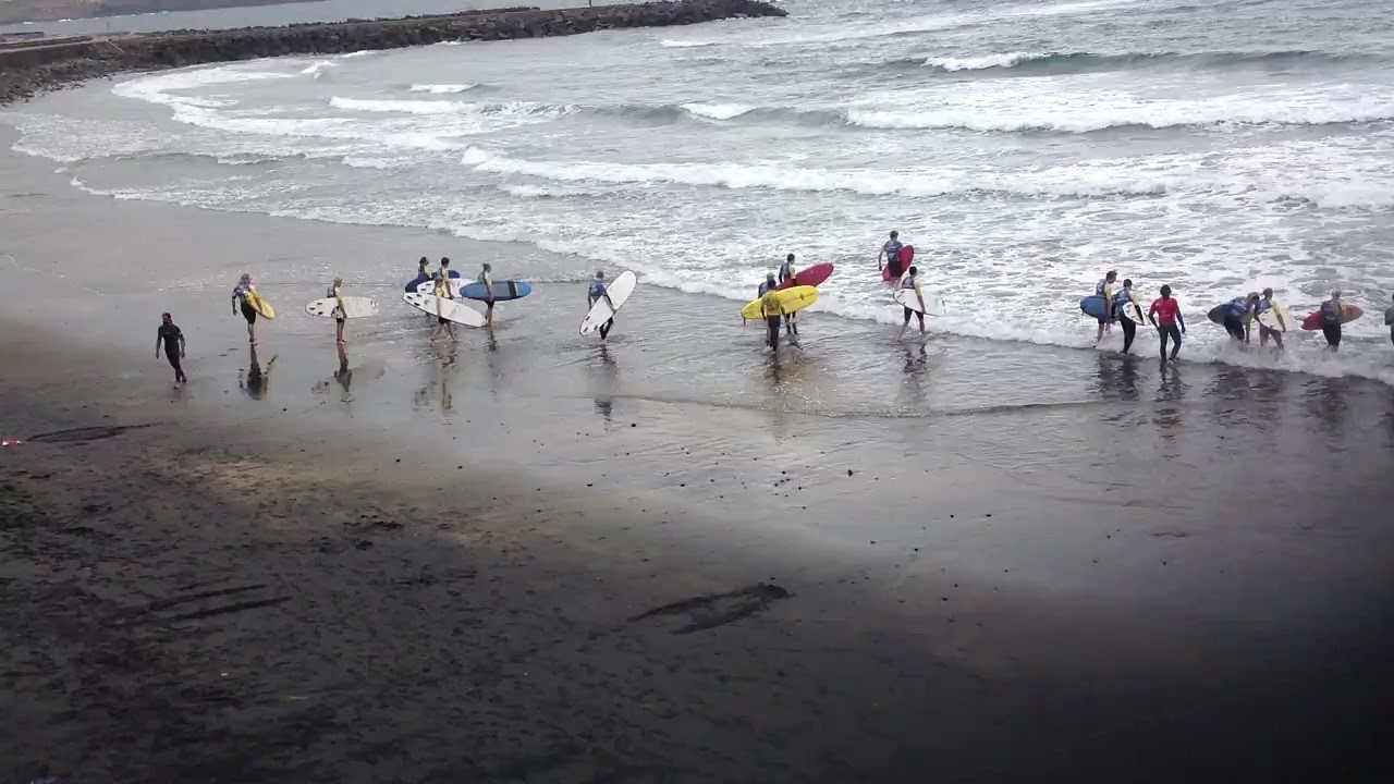 clases de surf fuerteventura