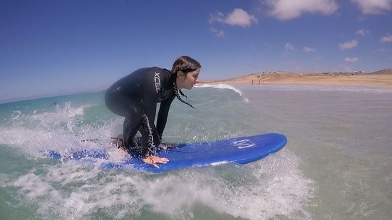 clases de surf fuerteventura